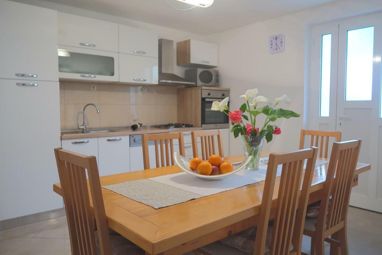 סטוברץ Studio Apartman Mia מראה חיצוני תמונה
